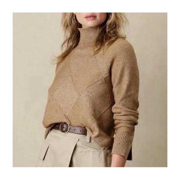 Banana Republic Mock Neck Sweater - Picture 1 of 9
